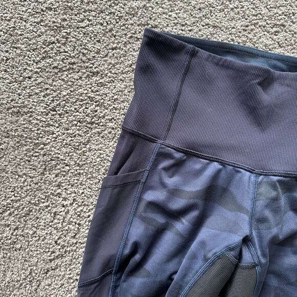 Lululemon Seek the Heat Crop Leggings - Picture 2 of 9